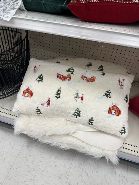 Christmas hitting target already?! But this pillow is just too cute 

#LTKhome #LTKHoliday #LTKSeasonal
