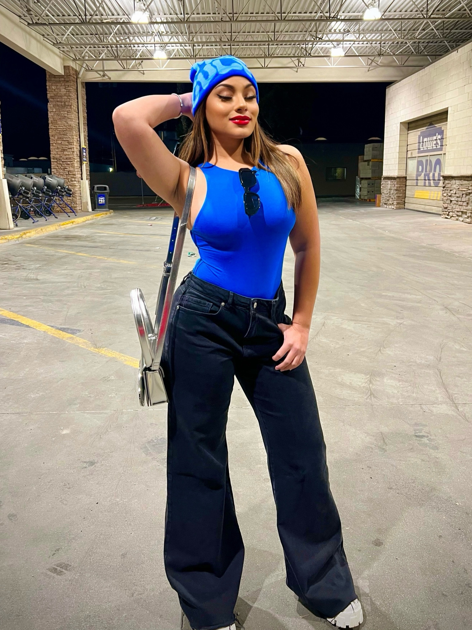 POV: You’re in your Y2K era 💙✨ 