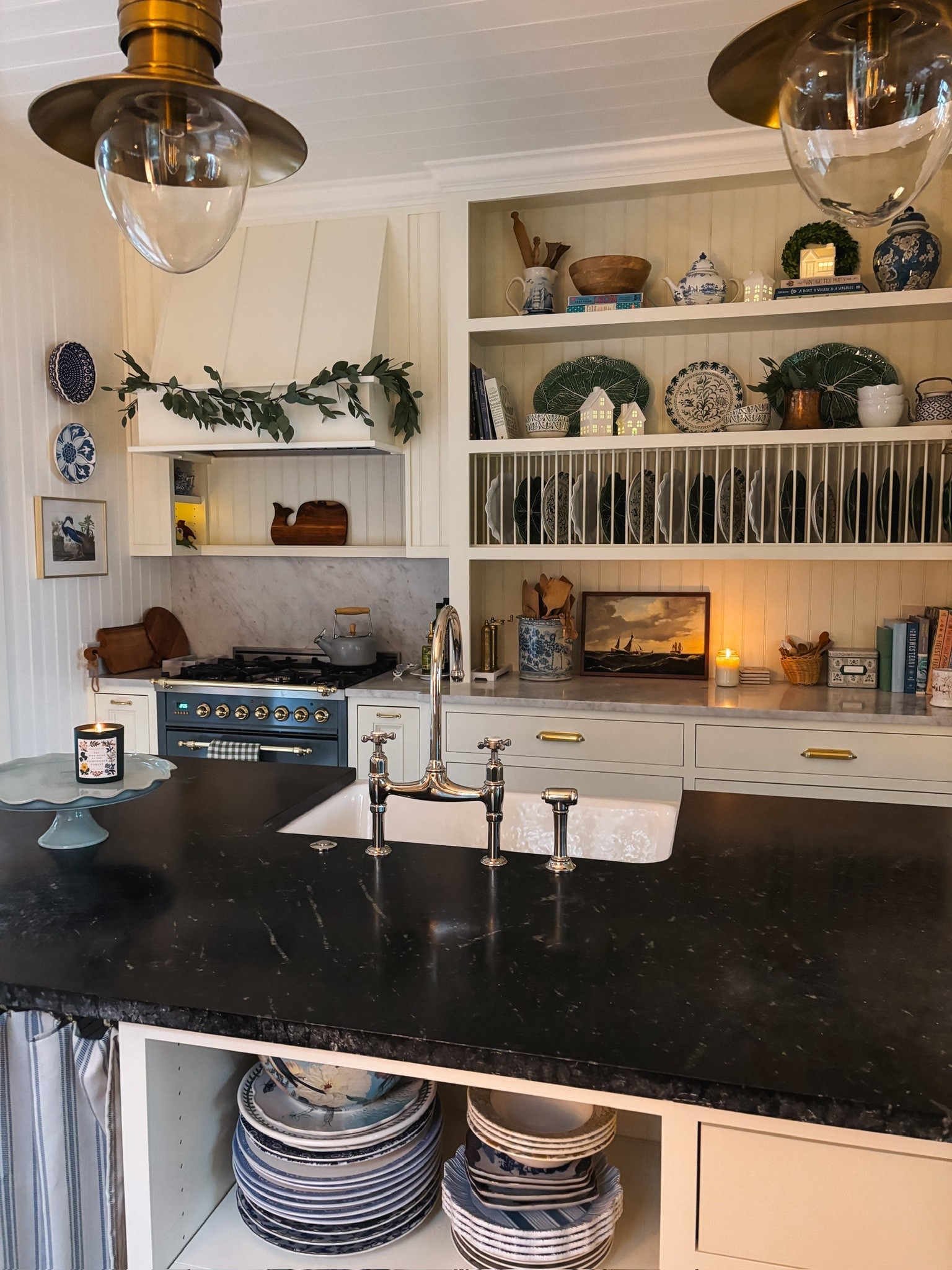 Our cozy collected kitchen is is ready for holiday hosting! 

#LTKHome #LTKHoliday #LTKSeasonal