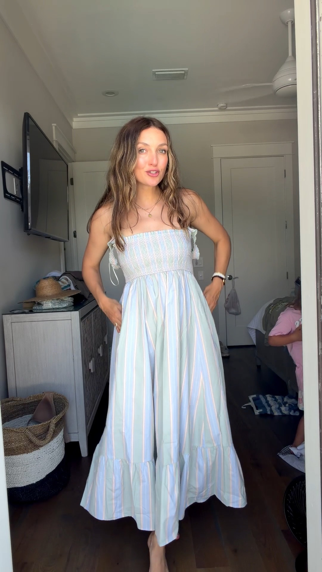 Abercrombie Maxi Dress on sale size S

#LTKootd #LTKSaleAlert #LTKmomlife
