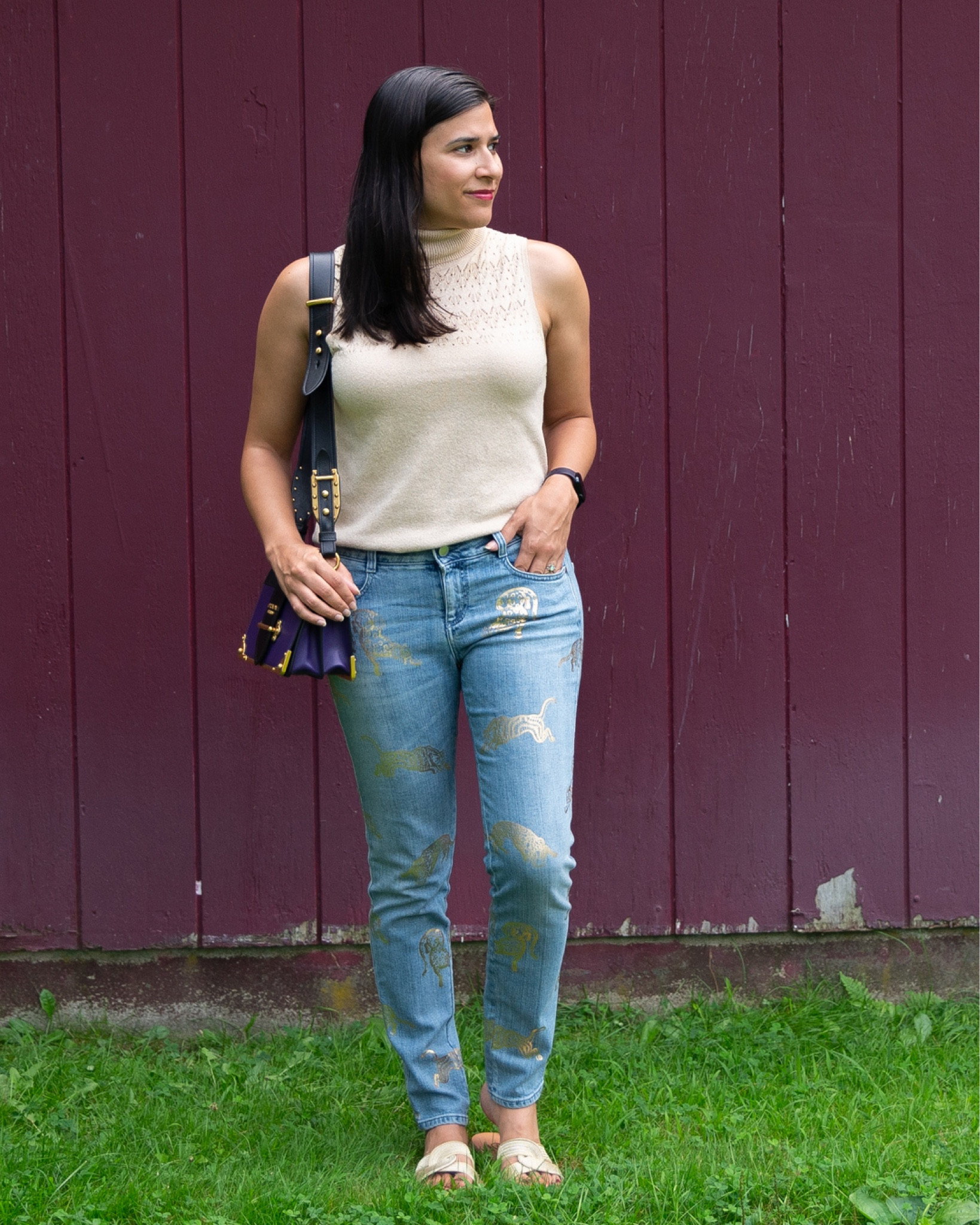 Neutral sparkles, #nowontheblog



#LTKitbag #LTKshoecrush #LTKstyletip