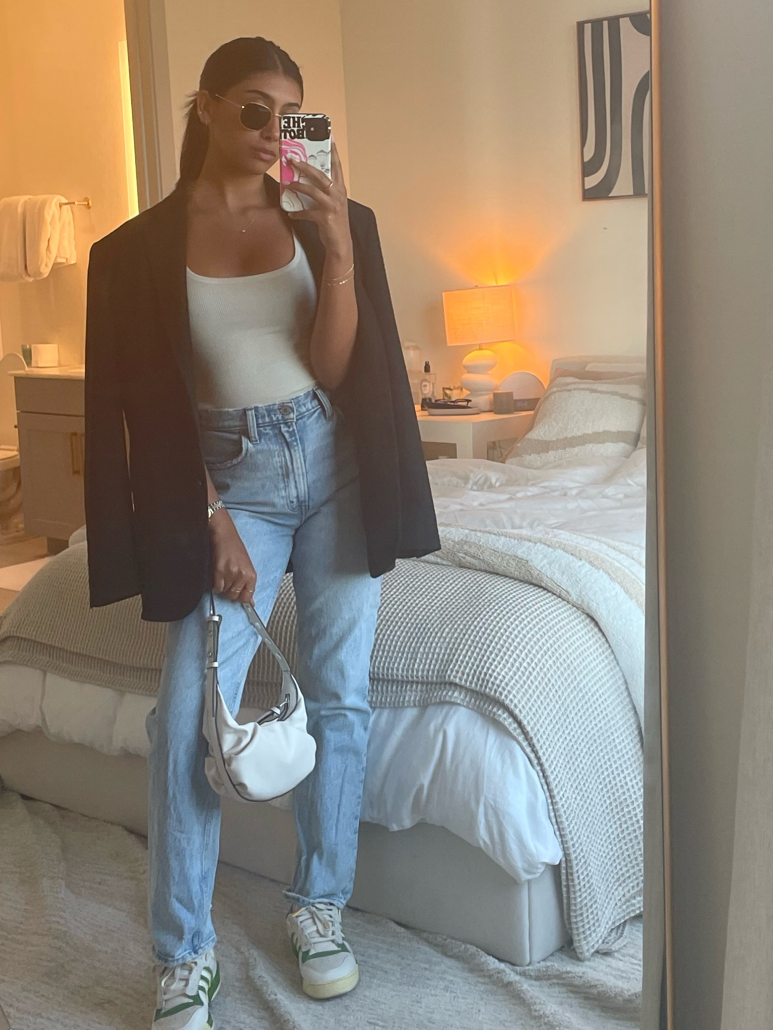 Causal dinner outfit! My fav skims tank, straight leg jeans, and blazer combo💗

#LTKSeasonal #LTKGiftGuide #LTKstyletip