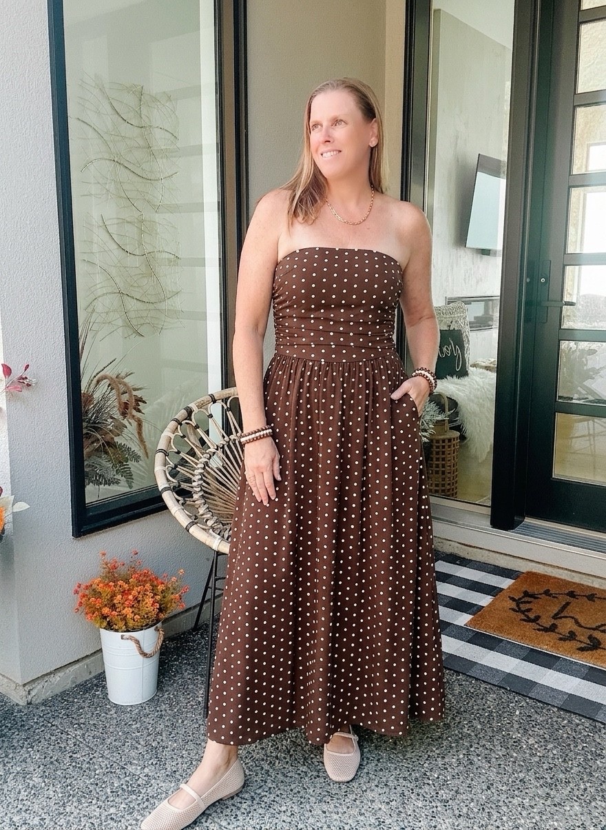 Polka dots for fall

Great dress for transitioning into fall, love the brown polka dots 
Fits TTS

fall dress, target dress, polka dot dress, style over 50, elevated casual dress

#LTKfall #LTKdresses #LTKover50style