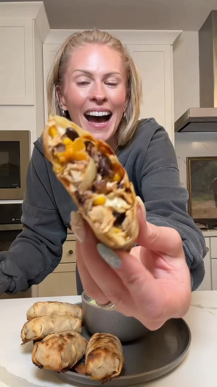 My copycat chilies Southwest eggrolls🌶️