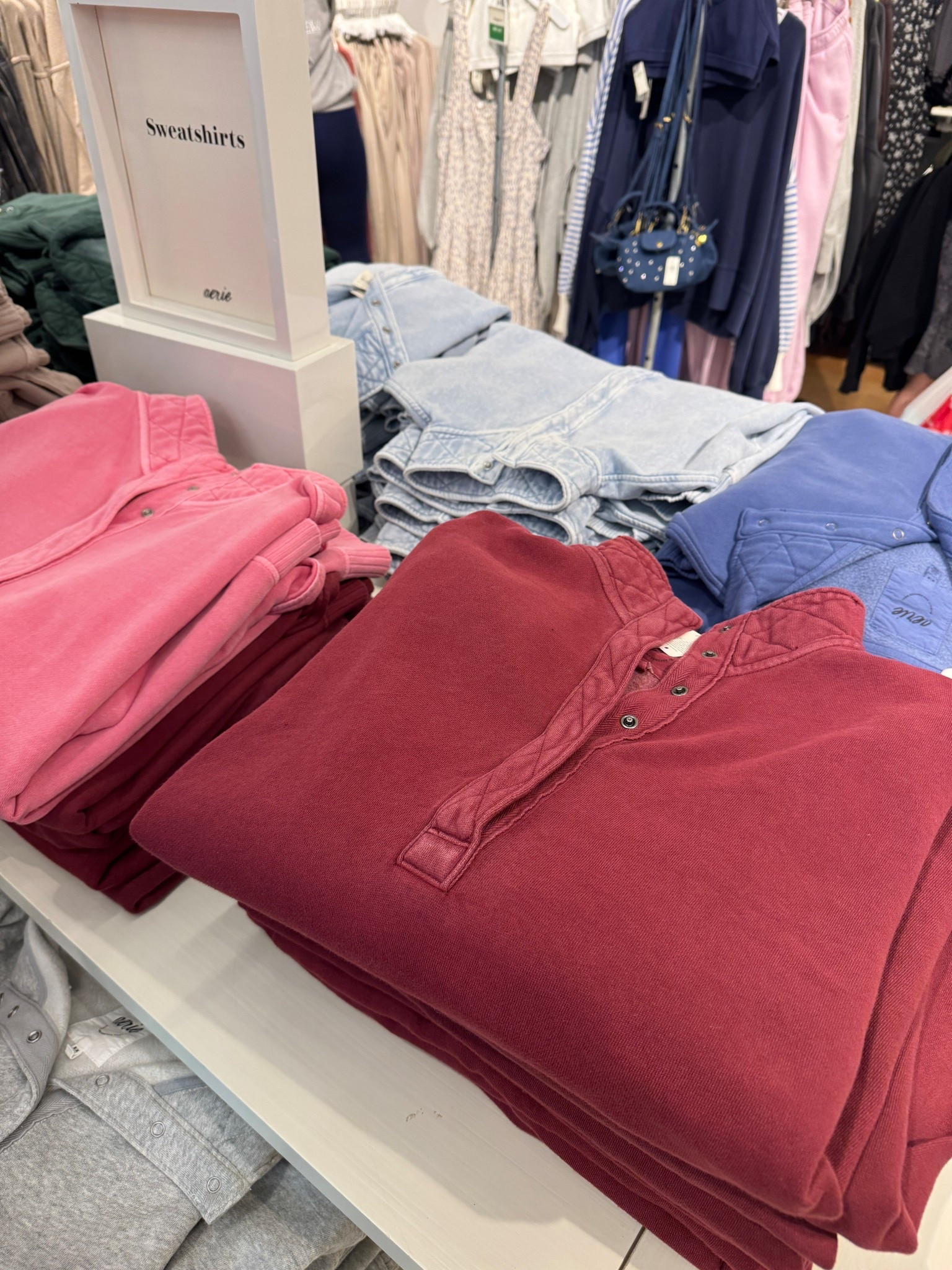 Aerie does it again for the comfy sweatshirt for Fall!


#LTKFindsUnder100 #LTKStyleTip #LTKSaleAlert