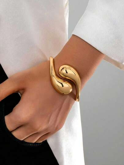 1pc Fashionable Minimalist Thick Solid Gold Teardrop Shaped Bangle Bracelet, Suitable For Women's Daily Wear - Size one-size | SHEIN