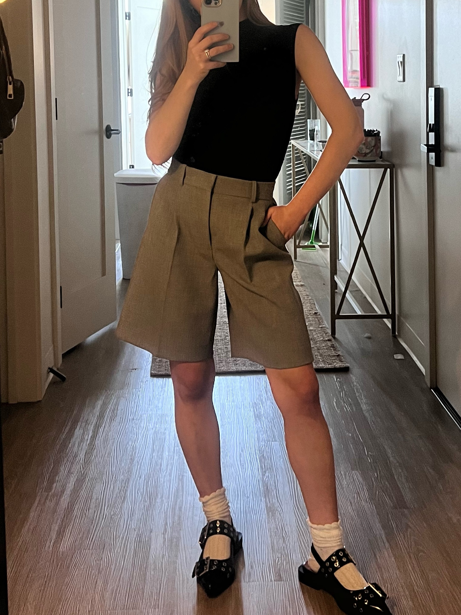 Bermuda shorts for the summer 🩶🩶 
Also available in short and mid-thigh length! Shade is heather medium grey 
➡️ sizing: zero in shorts, small in top 
➡️ shoes: Ganni dupe from Amazon 

#LTKfindsunder50 #LTKfindsunder100 #LTKstyletip