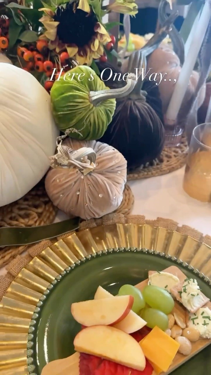 Here’s one way to take the stress out of Holiday entertaining …..

Create mini Charcuterie Boards .. no need for a Big elaborate spread..

The perfect way to have a little appetizer, without a lot of work and NO over eating…
so they’ll eat there dinner…

And a little peek at out Fall Table… More of that later….

Tell me will you make these?

Want my Affordable little boards? Think of all the ways you can use them throughout the year….

Mini desserts, mini individual bread loafs, etc.

Easy Entertaining / fall hosting/ mini charcuterie boards/ fall entertaining

#LTKfoodie #LTKHome #LTKOver40
