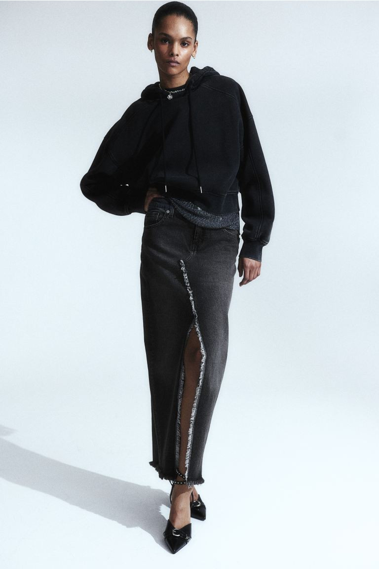 Frayed-edge denim skirt - Black - Ladies | H&M GB | H&M (UK, MY, IN, SG, PH, TW, HK)