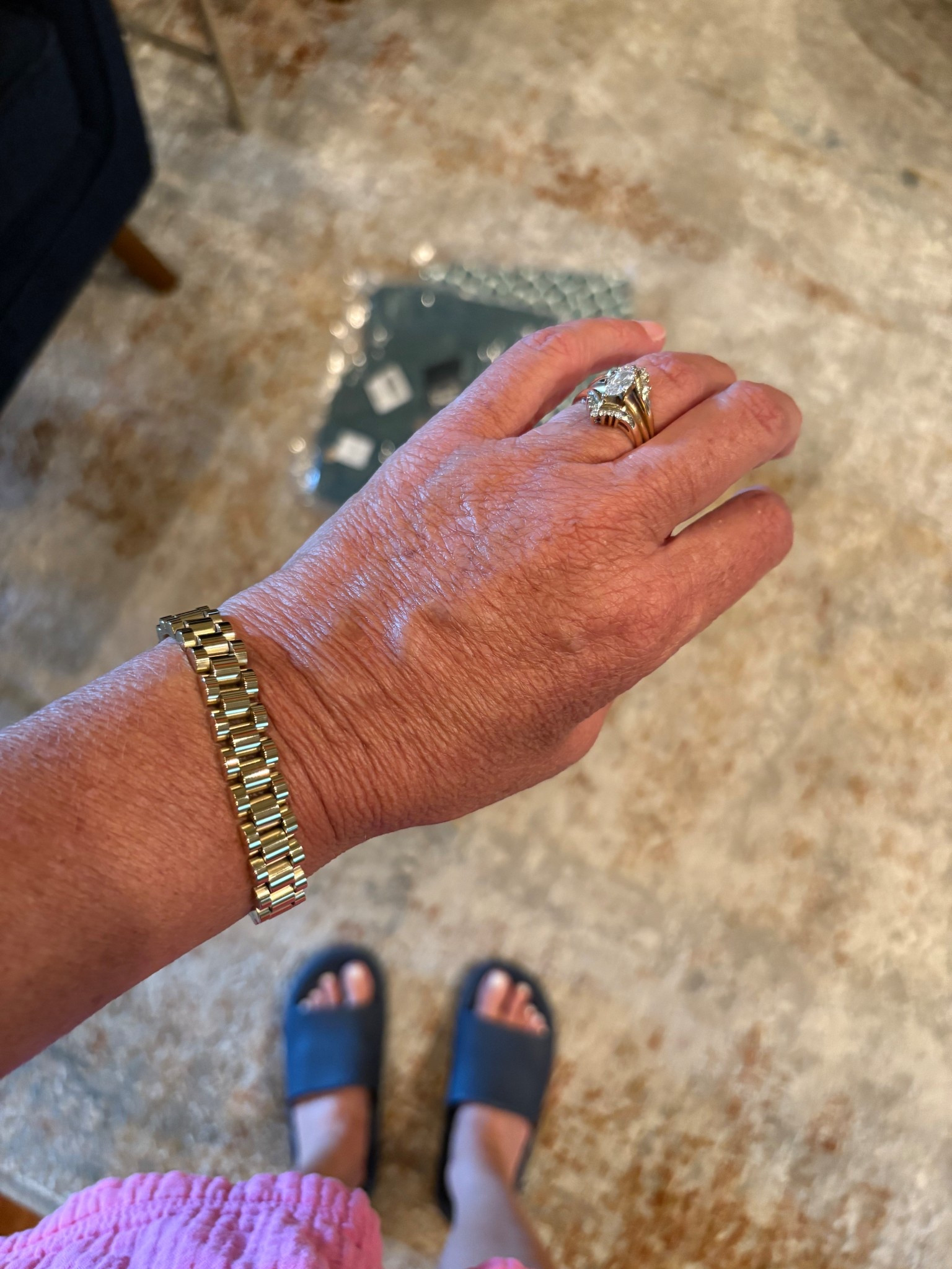 Waterproof bracelet in yellow gold. Also comes in white gold & mixed  