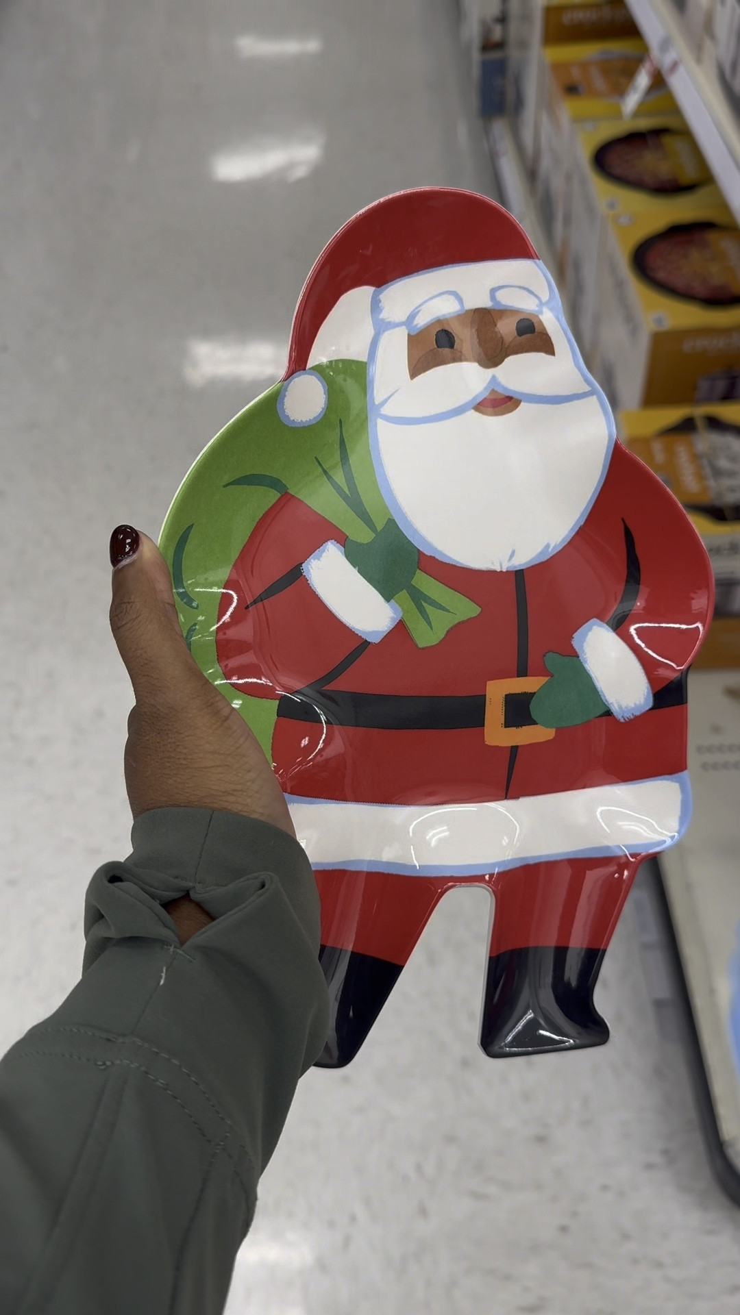 Target has SO many cute black Santa items and I want them ALL 

#LTKSeasonal #LTKHoliday #LTKHome