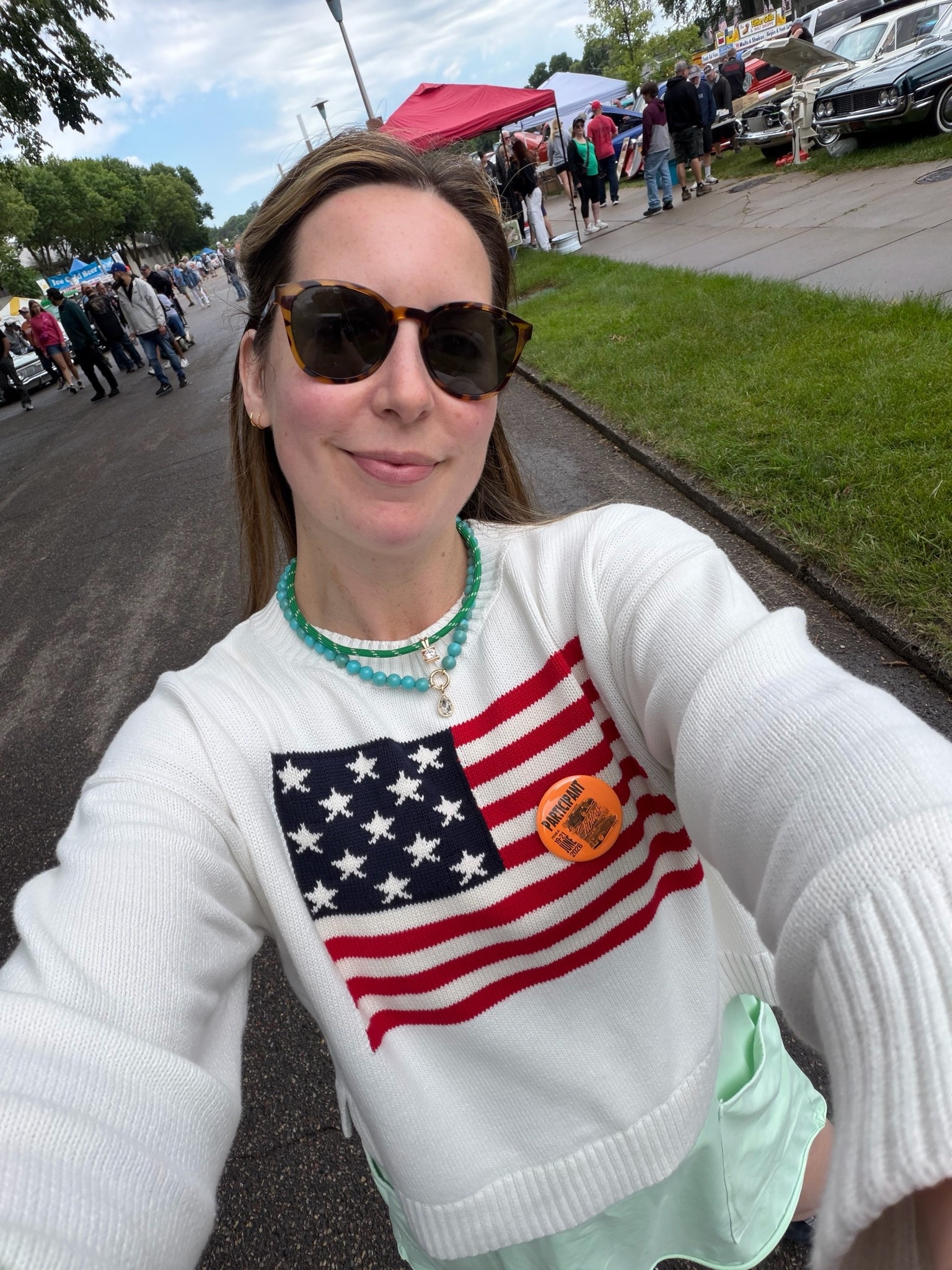 Rainy & chilly morning at the car show! 🌧️🚗🇺🇸 Staying warm in a classic flag sweater.

#LTKootd #LTKSeasonal #LTKSaleAlert