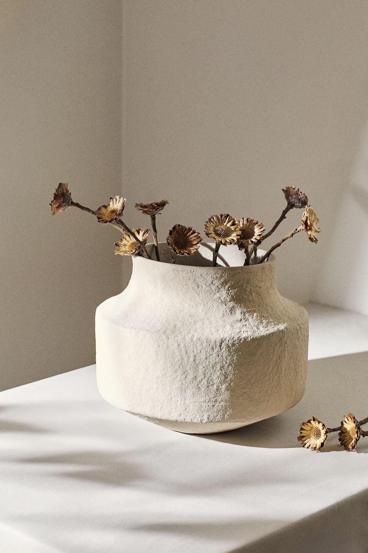 Wide Papier-maché Vase | H&M (US + CA)