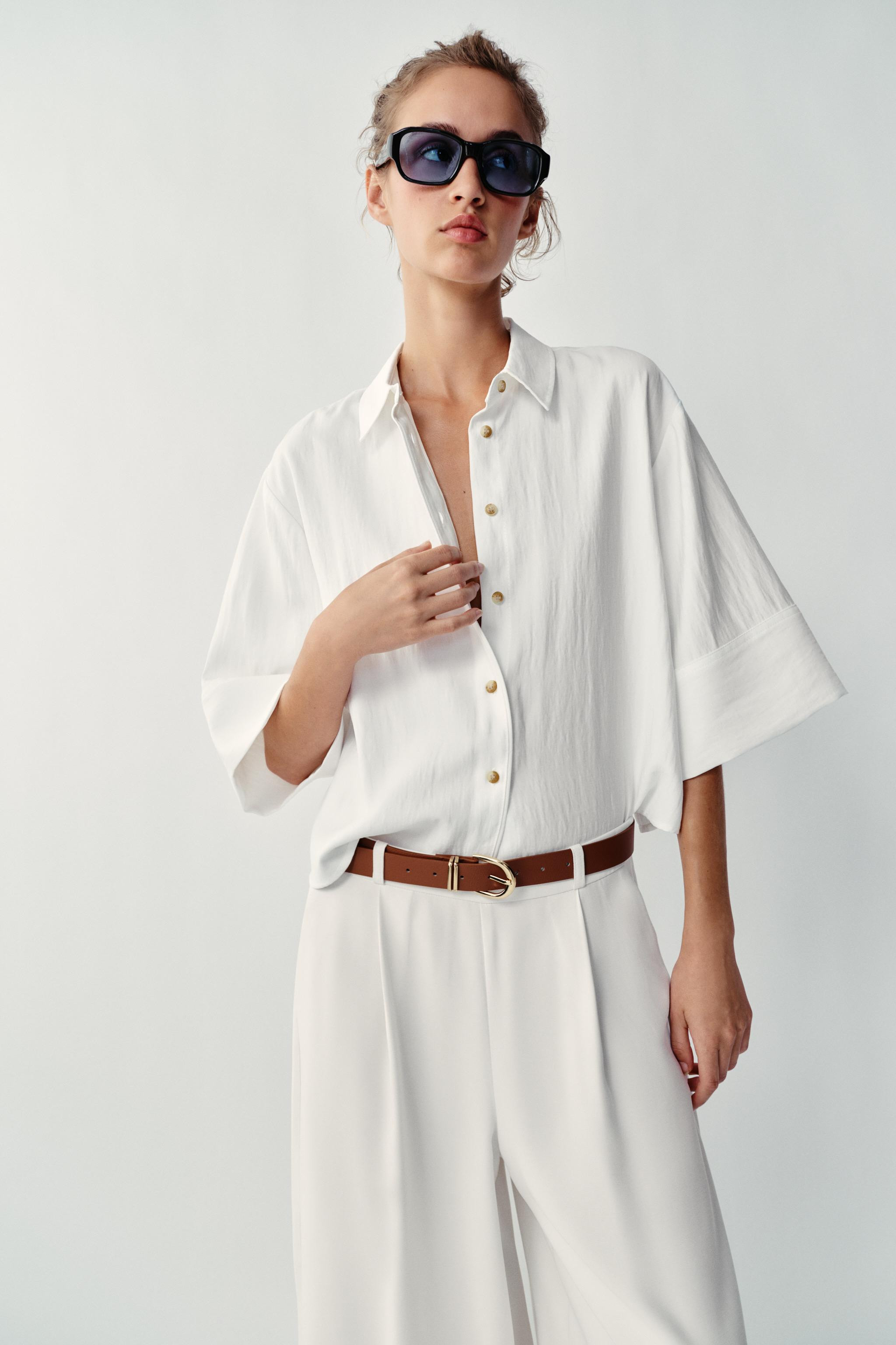DescriptionCompositionMeasurementsModel height: 173 cmHigh-waist Bermuda shorts with front darts ... | Zara UK