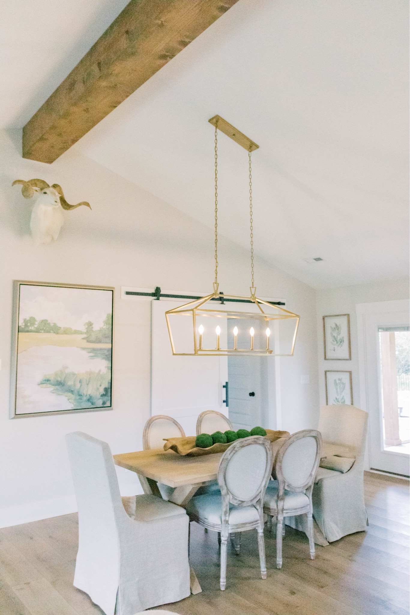 Dining room 🤍 



#LTKStyleTip #LTKSaleAlert #LTKHome