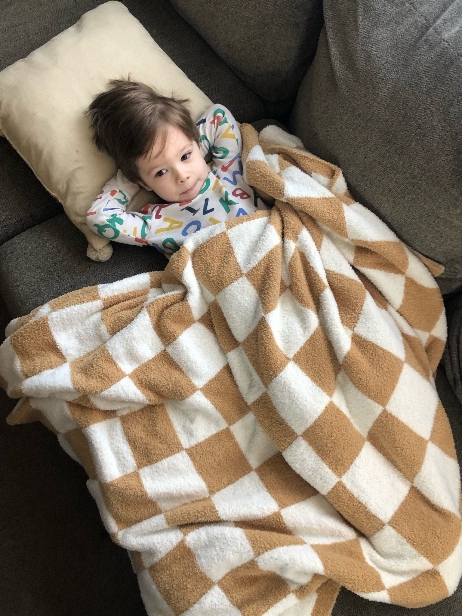 best amazon blanket! so soft, huge, and stretchy so it’s nice and comfy to wrap up in  

#LTKunder100 #LTKhome