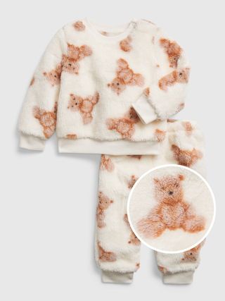 Baby Sherpa Brannan Bear Print Outfit Set | Gap (CA)