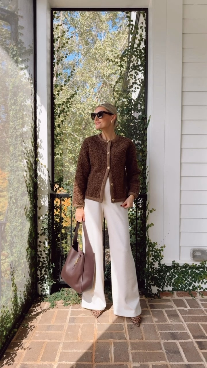 Warm and cozy, this brown fleece jacket from Amazon is the perfect fall layer—soft, versatile, and easy to throw on for effortless everyday style! Wearing S.

#AmazonFashion #FleeceJacket #BrownJacket #FallFashion #WardrobeStaples #EverydayChic #EffortlessStyle #ClassicStyle #LTKStyle #FallOutfitInspo #AmazonFinds

#LTKFindsUnder50 #LTKSeasonal #LTKSaleAlert