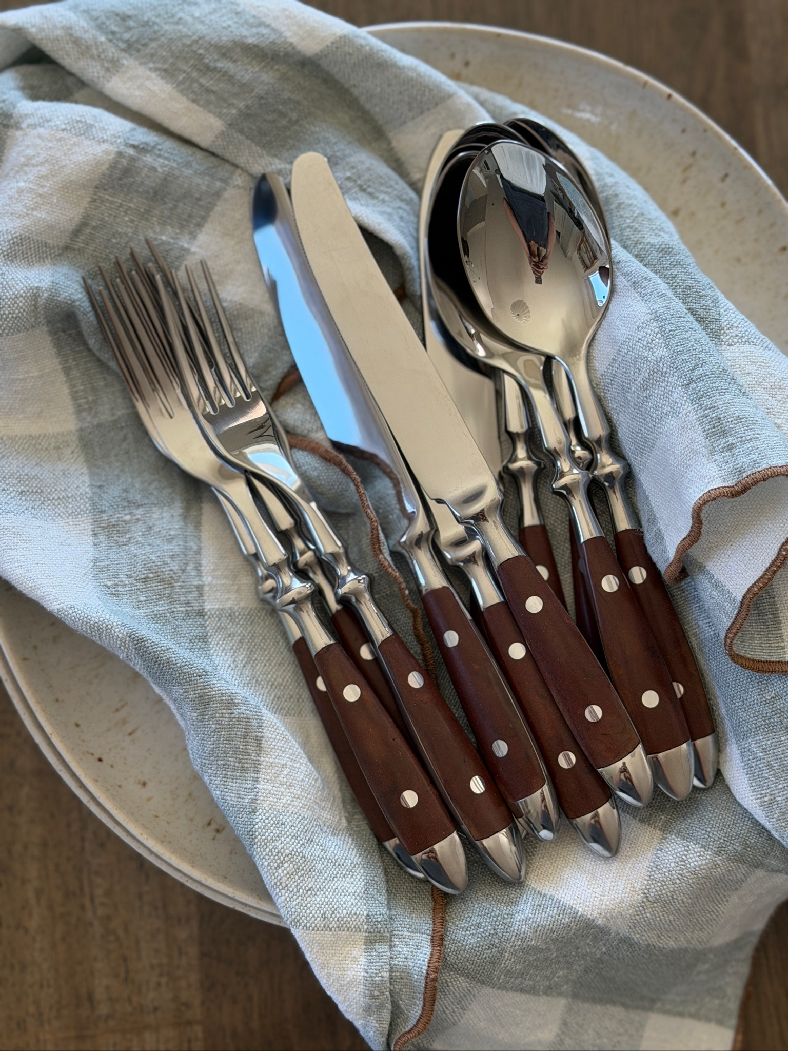 Loving my new silverware set from Amazon!

Home decor, interior design

#LTKOver40 #LTKHome