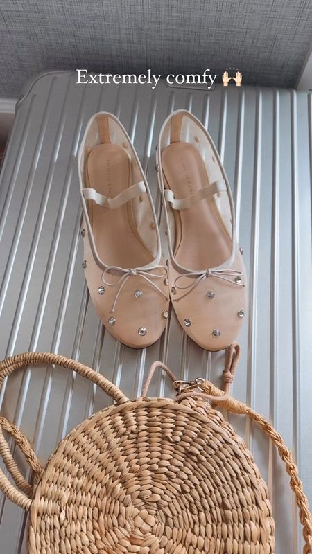 Extremely comfortable and adorable!! Feminine and delicate shoes! 
Perfect to walk all day and stand all day 
Definitely taking them to my Japan trip 


#LTKover40 #LTKtravel #LTKshoecrush