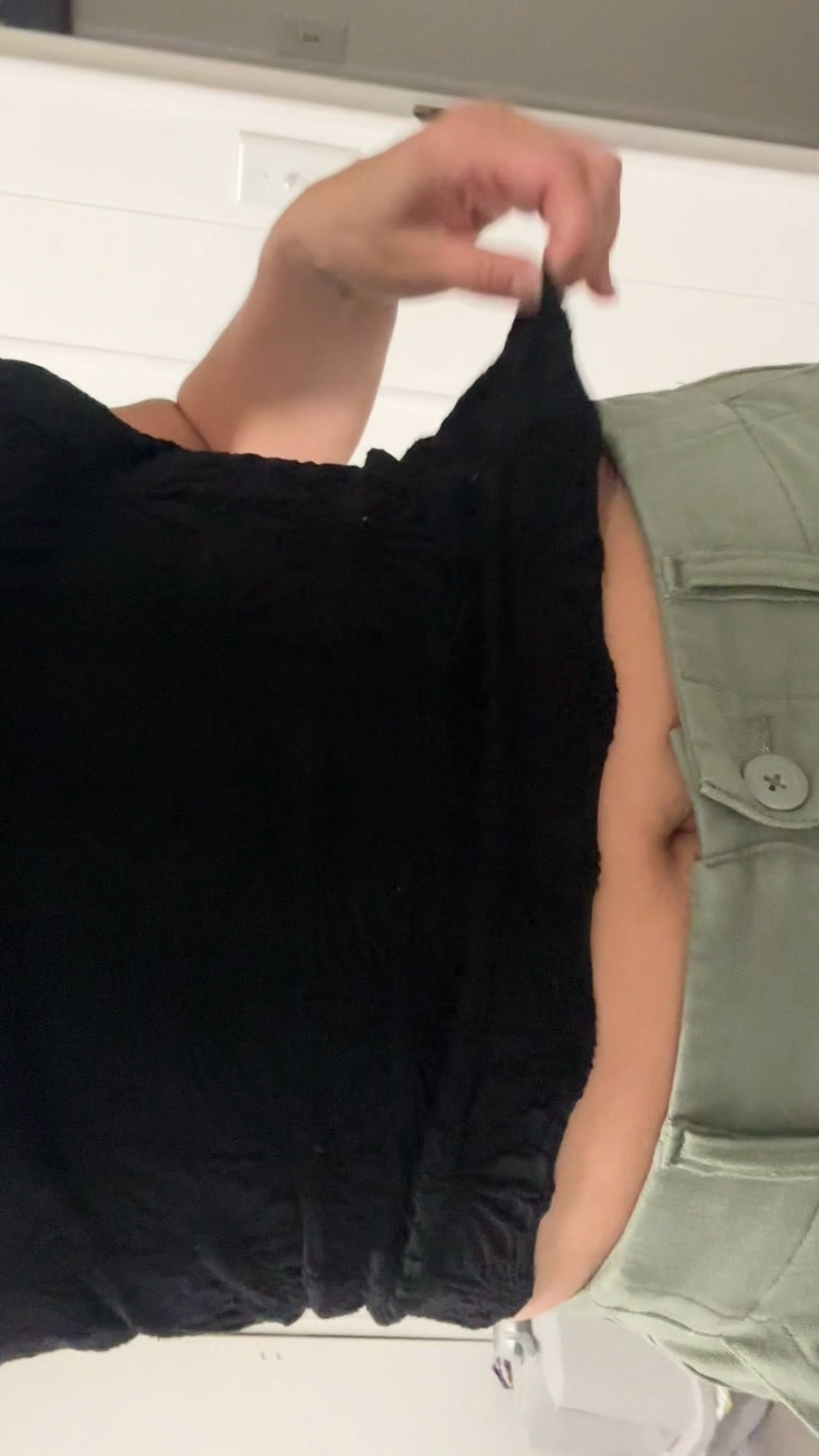 Obsessed with these army green capri cargos and cute black top. Everything is stretchy and comfy and perfect for any look

#LTKParties #LTKWorkwear #LTKStyleTip