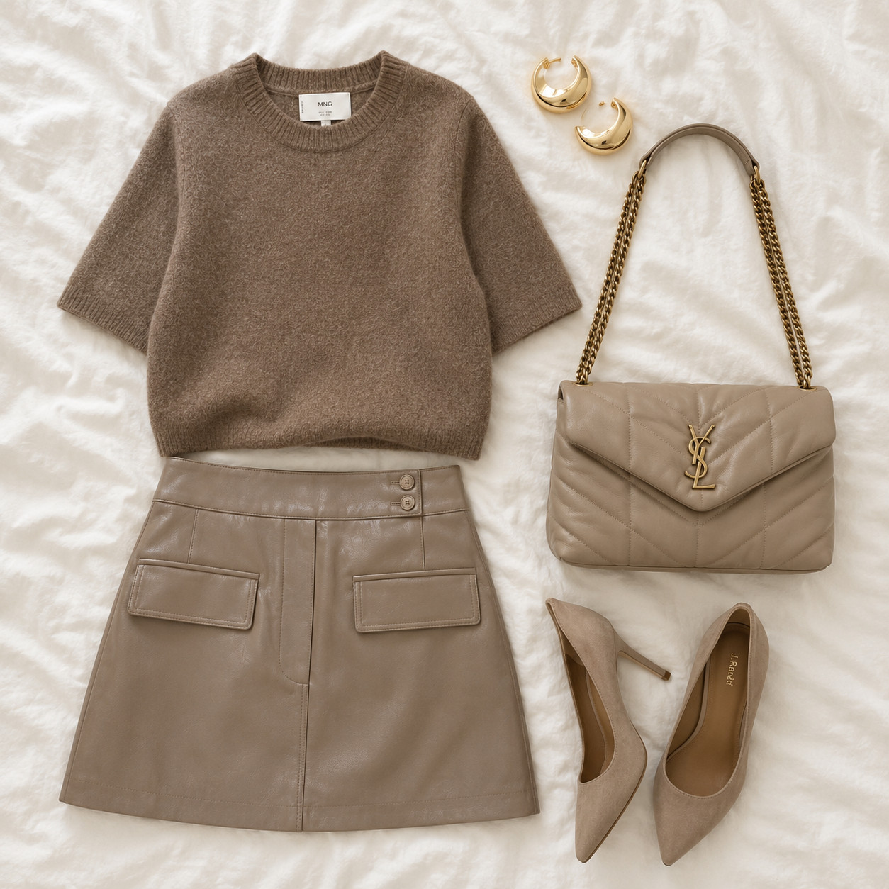 Neutral tones, luxe details, and effortlessly chic 🤎✨ This is the kind of outfit that makes everyday style feel elevated. 

 #LTKgrwm #LTKootd #LTKSeasonal