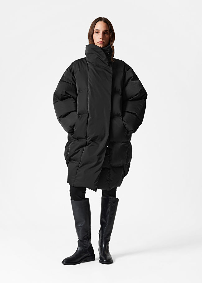 Padded Coat
      
         
			$399
	

		

      
      
      
    
			   Black
			  
			  
			... | & Other Stories US
