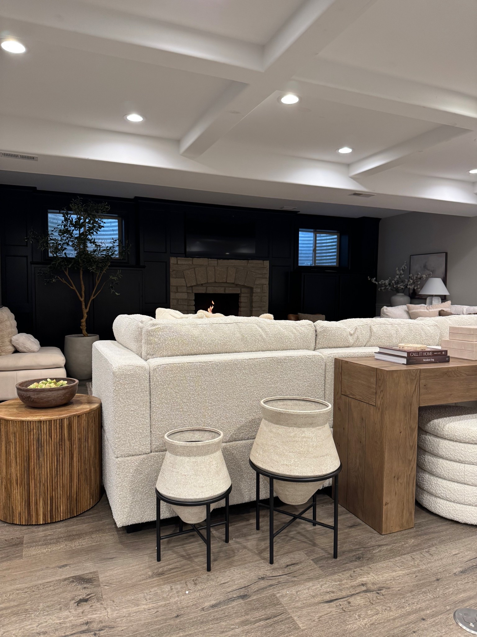 The prettiest planters from Amazon! They look like the West Elm ones that are 3x more expensive! 

@amazon @amazonhome #amazon #amazonhome #amazonfinds #planter #consoletable #basement #sidetable #amazonfavorites @wayfair #wayfairfinds #wayfair 

#LTKSaleAlert #LTKStyleTip #LTKHome