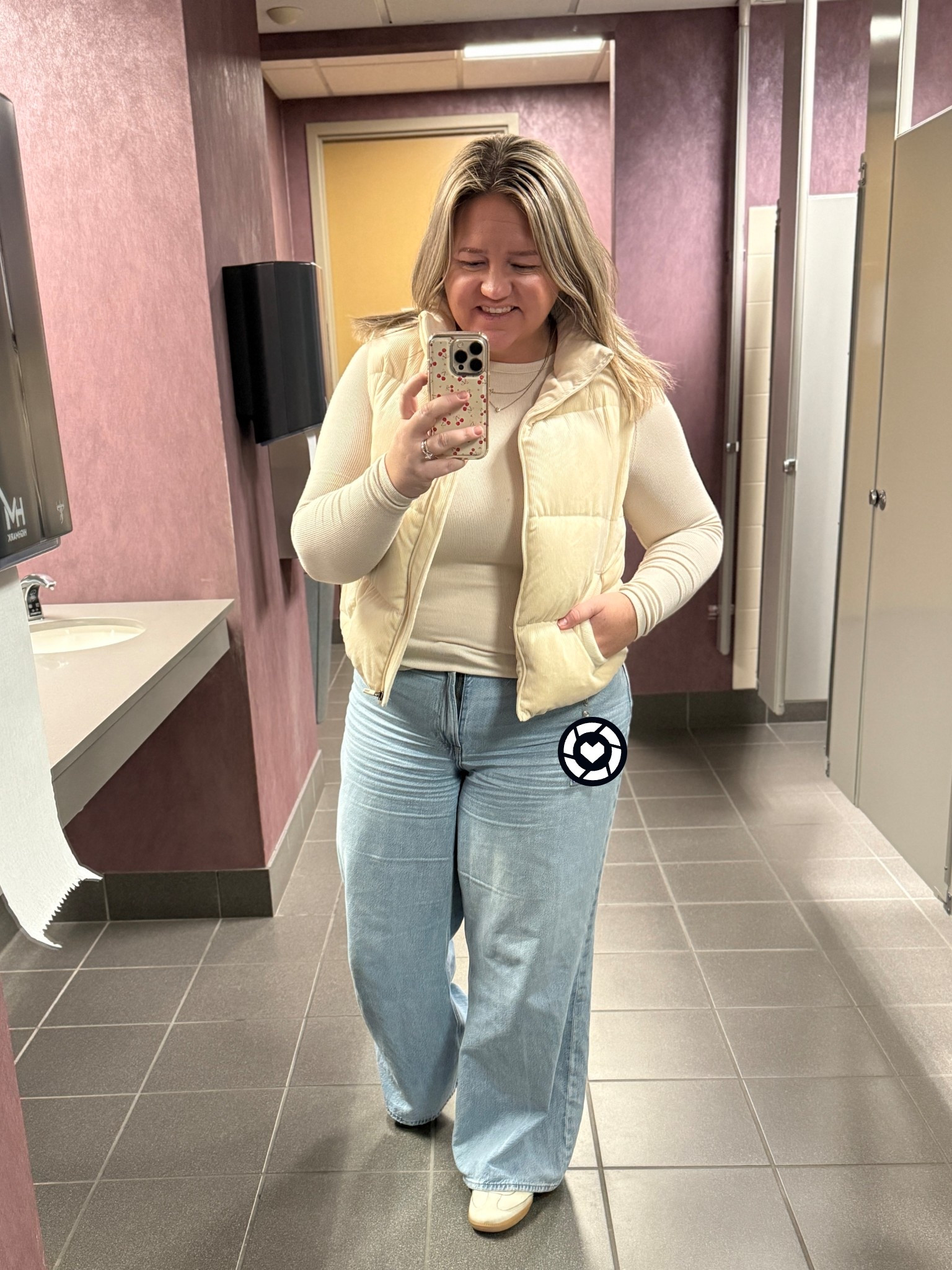 Tee & Vest: Large
Jeans: 34
Shoes: 9.5
Business casual office style vibe looks midsize curvy fashion work wear mom life nuuds puffer vest adidas sambas slinky rib long sleeve comfortable look

#LTKMidsize #LTKWorkwear #LTKootd