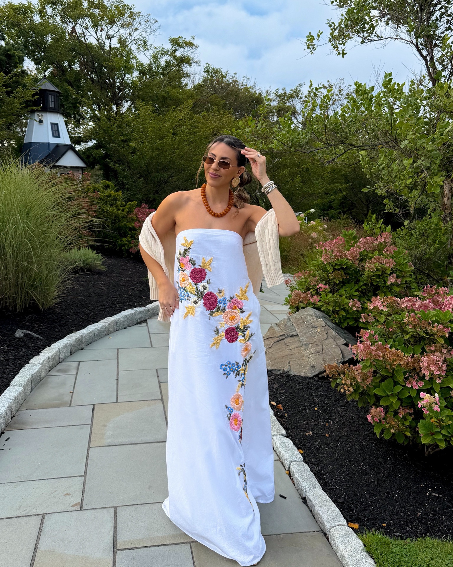 The perfect floral white maxi for an end of summer trip ✨ wearing size small/4

Maxi dress | summer dress | summer to fall transition style

#LTKdayinmylife #LTKgrwm #LTKootd