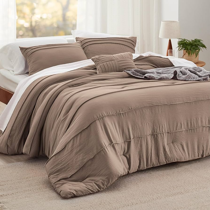 Bedsure Brown Queen Comforter Set - 4 Pieces Pinch Pleat Bed Set, Down Alternative Bedding Sets f... | Amazon (US)