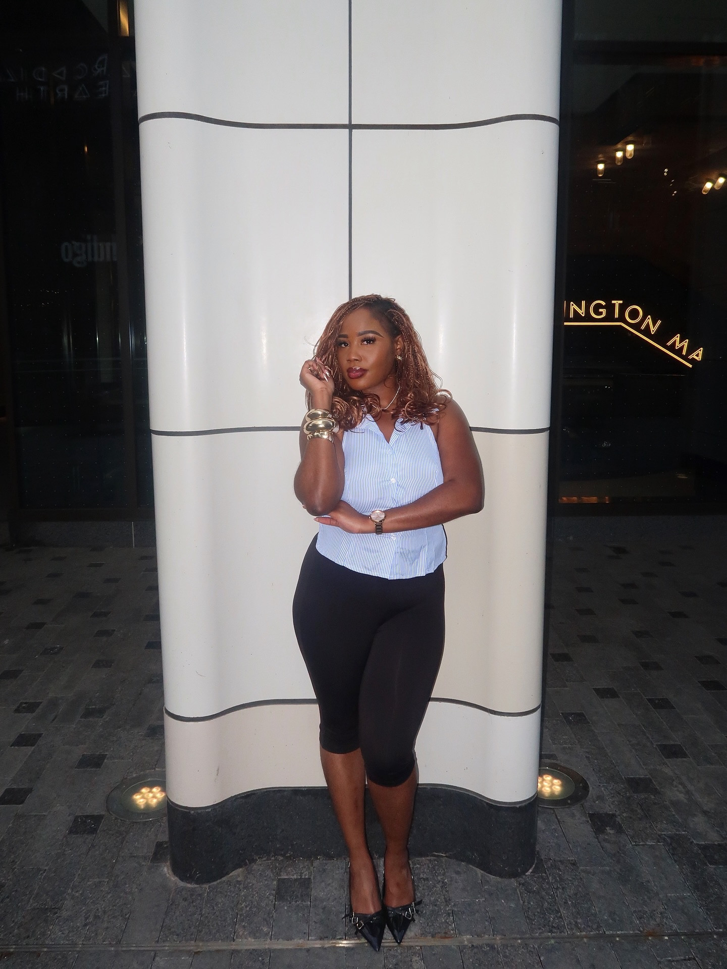 @shein_ca always comes through with chic & classy pieces 💙🖤. use code: 25Cellahh372 #stylebyemmanuela 

outfit deets + SHEIN shop names 
blouse: 🆔 83336808 | TRVNVIE
capri shorts: 🆔 58637430 | @muserastore

shop this exact look on my LTK - comment “CLASSY” and I’ll send you the link 🔗

#SHEINOnTour #SHEINtrends #SHEINCA #SHEINforAll #torontoblogger #torontofashionblogger | ad 

https://liketk.it/5khxf

#LTKcanada #LTKsummer #LTKpartywear