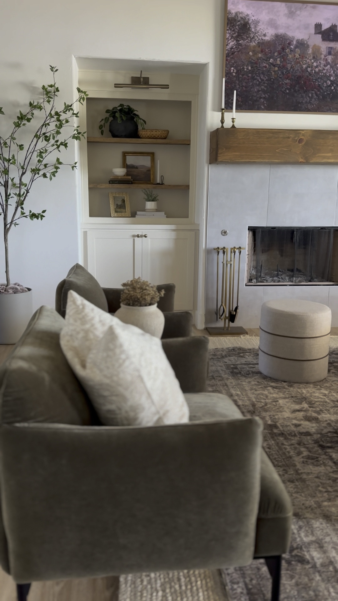 #ltkhome 
Living room decor and furniture
Cozy living room
Organic modern
Transitional style
Accent chairs
Layered rugs