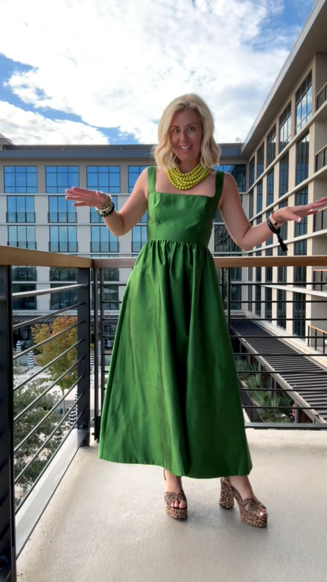 You know it’s a good dress when you consider wearing it two years in a row to the exact event! I’m in size xs dress & 8 heels.

*code Catherine20 at Allie + Bess

#LTKCon #LTKdayinmylife #LTKmomlife