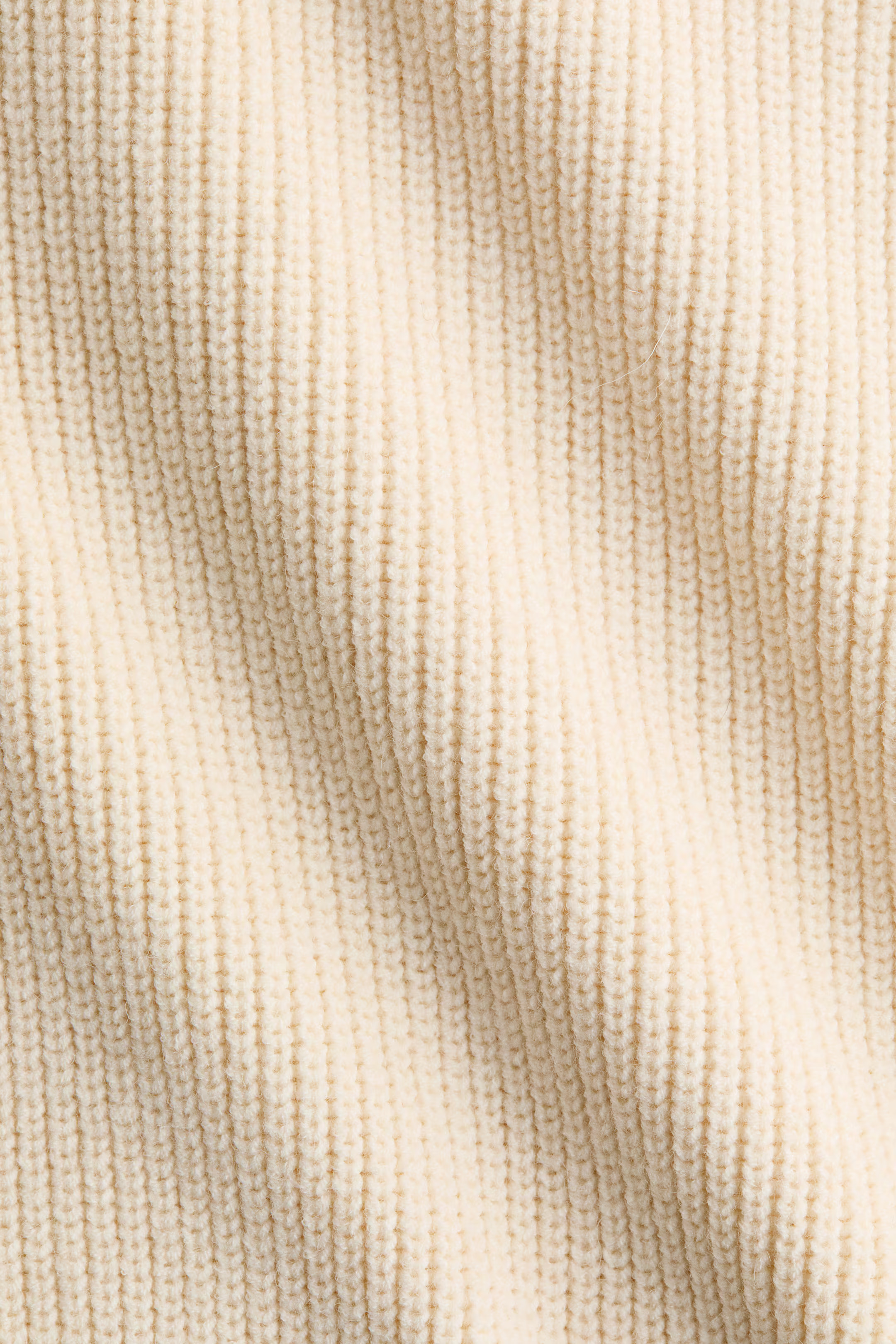 Shoulder-pad jumper | H&M (UK, MY, IN, SG, PH, TW, HK)