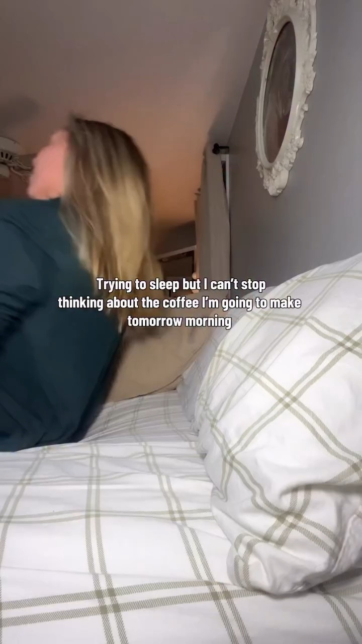 I can’t help it , that’s all I think about☕️😂
#coffeeoftheday #athomecoffee #relatablemom #humor #coffeehumor