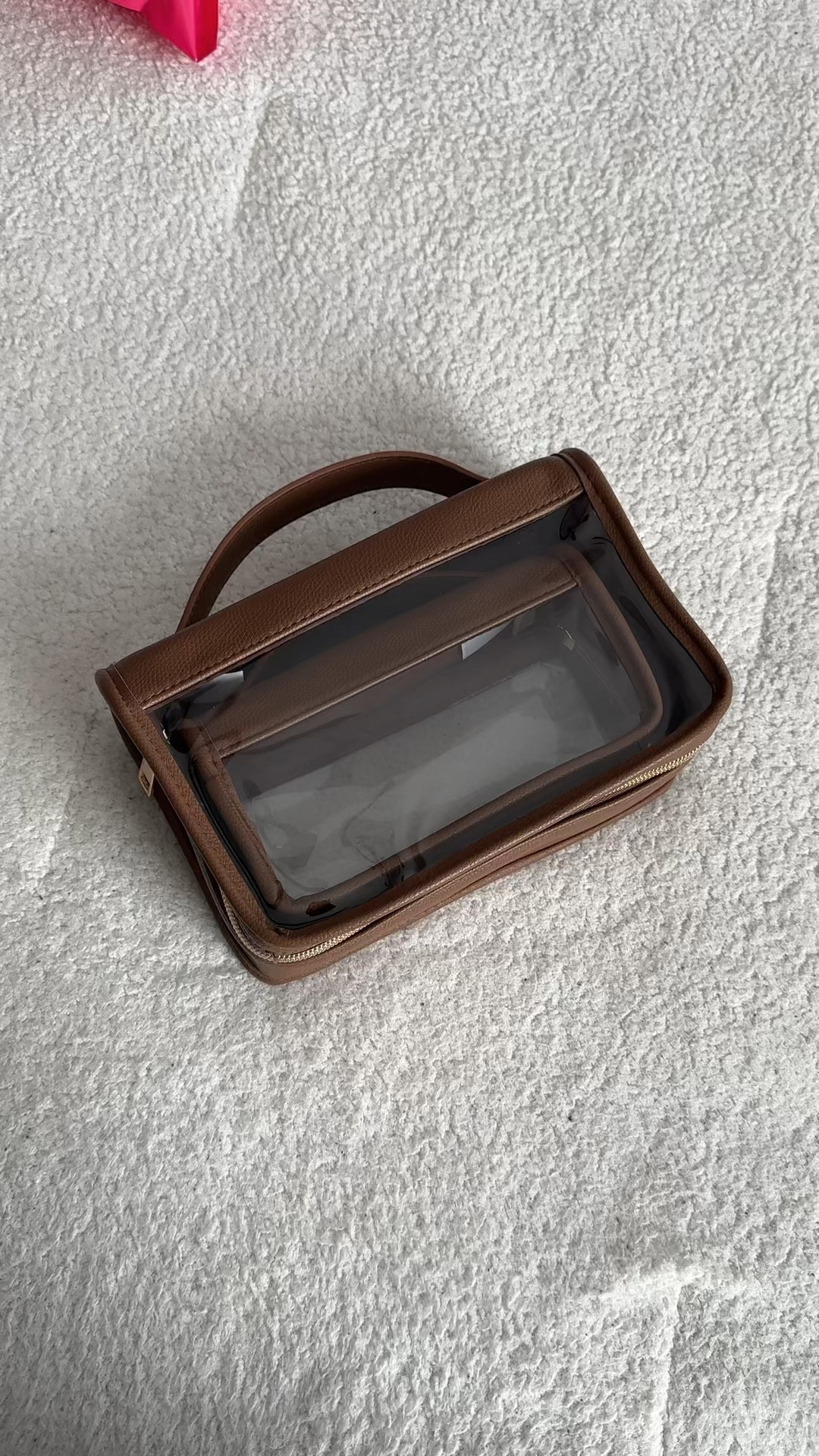 perfect travel pouch to carry essentials 

#LTKItBag #LTKBeauty #LTKTravel