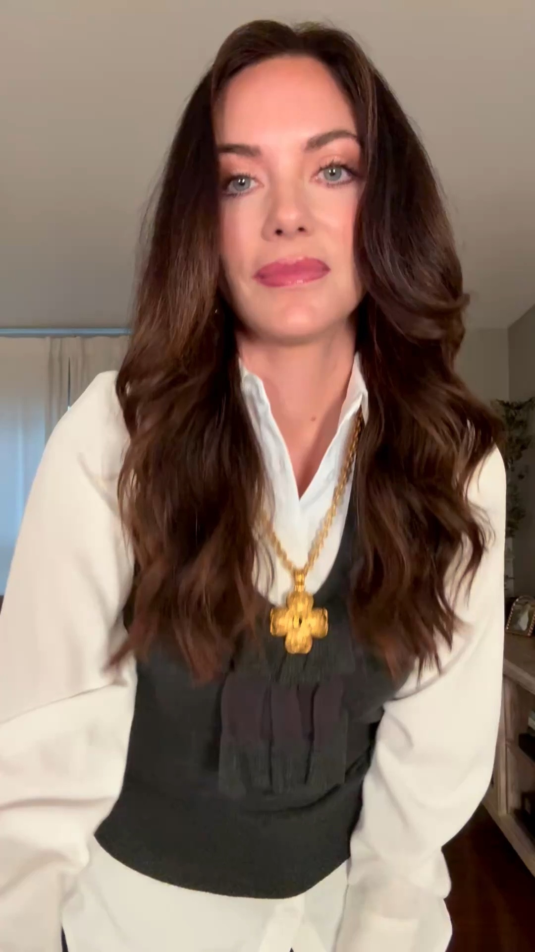 Tuesday morning Fit Check ✔️❤️
@Aritzia @wgaca @chanel 
#grwm #fitcheck #corporategirls #fashioninspo