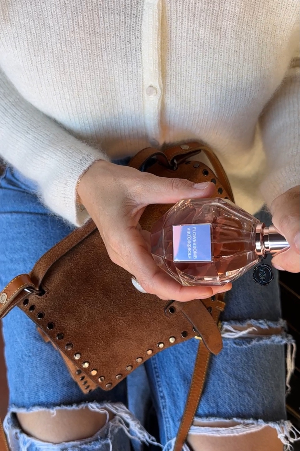 Holiday gifts for her
Perfume
Suede leather bag
Sweater 
Denim jeans
Beauty products 

#LTKfindsunder100 #LTKbeauty #LTKGiftGuide