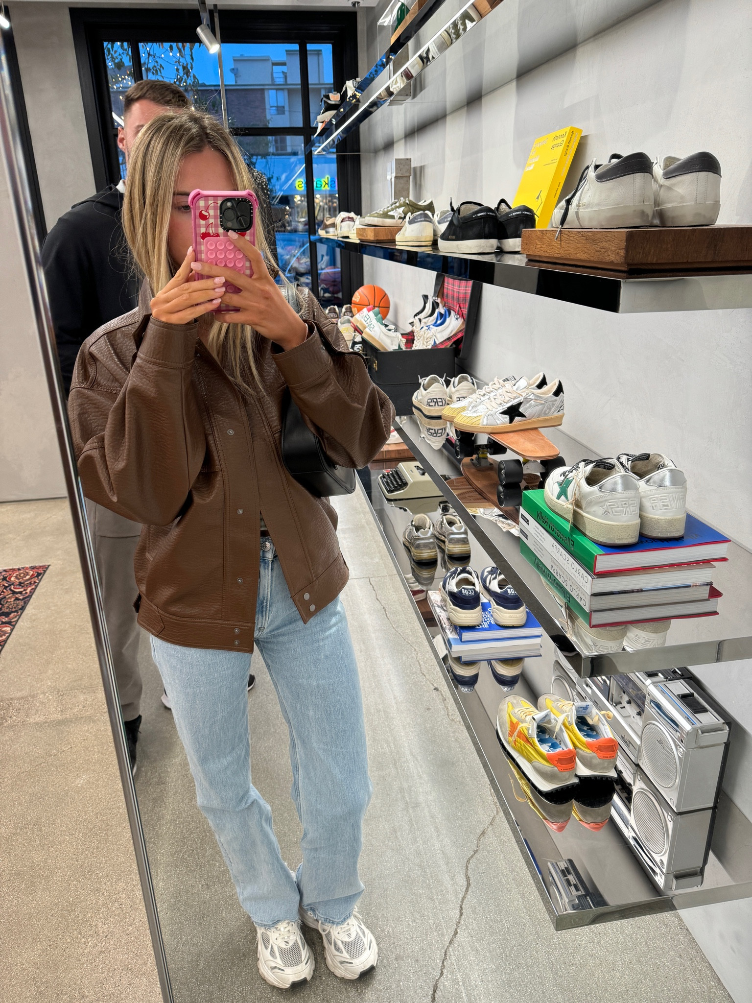 My favourite denim jeans 🫶🏻 Colour of denim on Abercrombie is ‘Light’ 💙 Wearing 26L

#LTKuk #LTKgrwm #LTKeurope