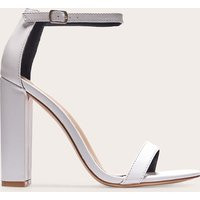 White May Blocked Heeled Sandal | PrettyLittleThing US