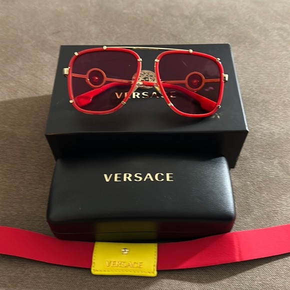 Versace Unisex Sunglasses | Poshmark