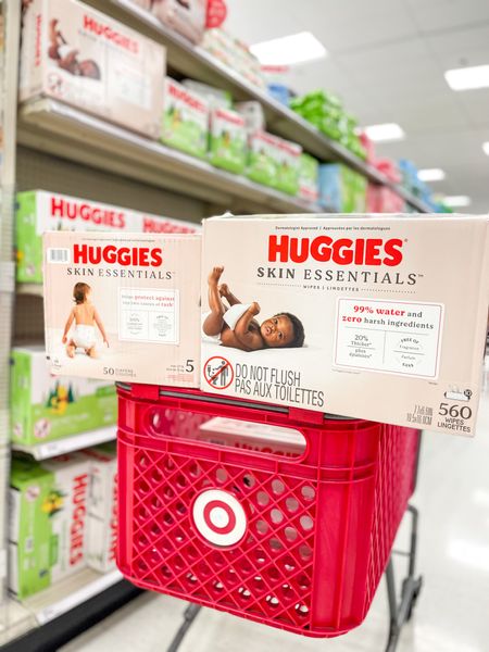 New Huggies Skin Essentials now available at Target ❤️ #Ad, #Huggies #TargetStyle
#HuggiesSkinEssentials, #TargetPartner, #Target 