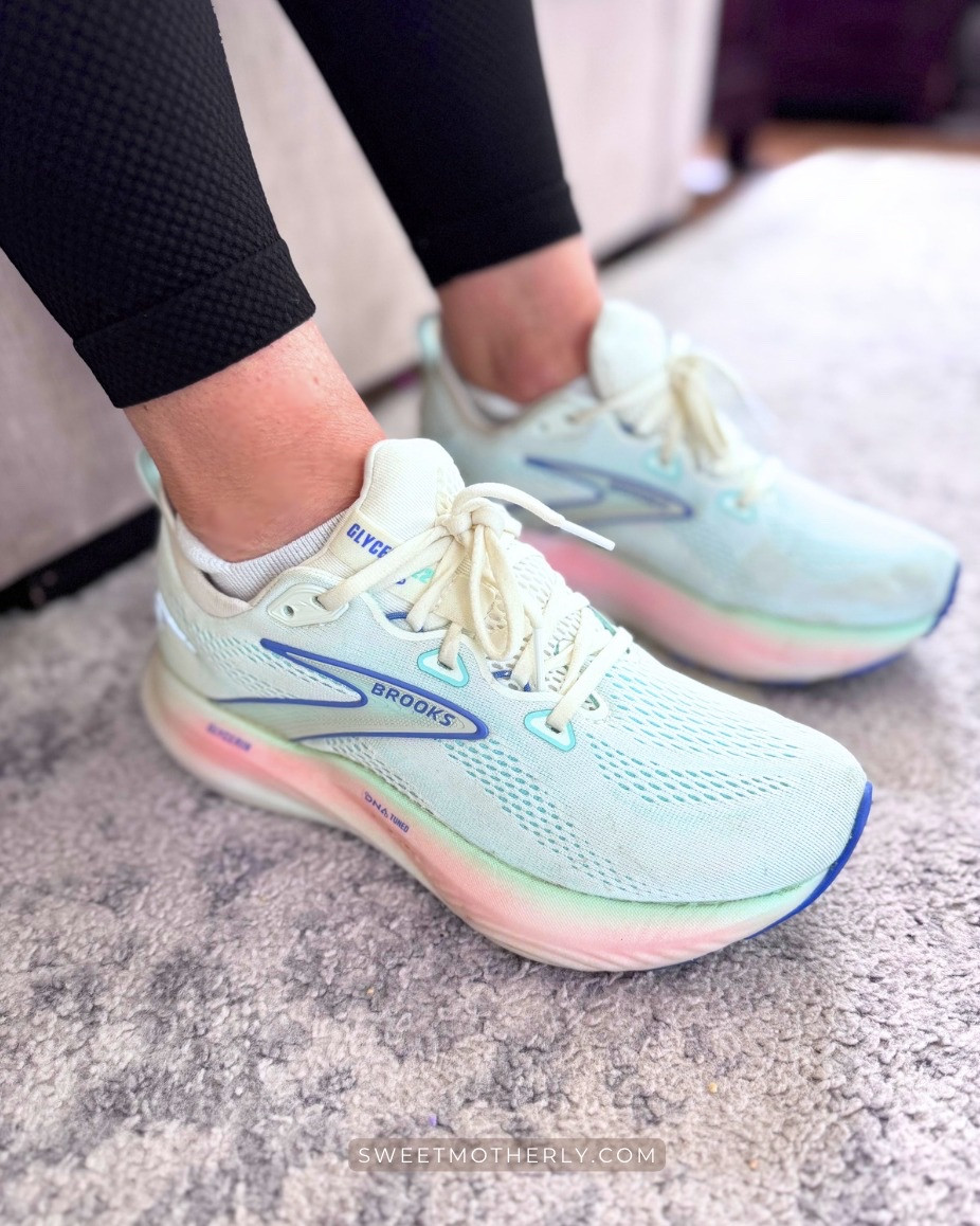 𝗕𝗿𝗼𝗼𝗸𝘀 𝗼𝗻 price 𝗱𝗿𝗼𝗽!!

white chunky sneakers
neutral everyday sneakers
platform casual sneakers
classic white trainers
athleisure running sneakers
slip on casual sneakers
minimal leather sneakers
trendy street style sneakers
lightweight workout sneakers

#LTKSeasonal #LTKSaleAlert