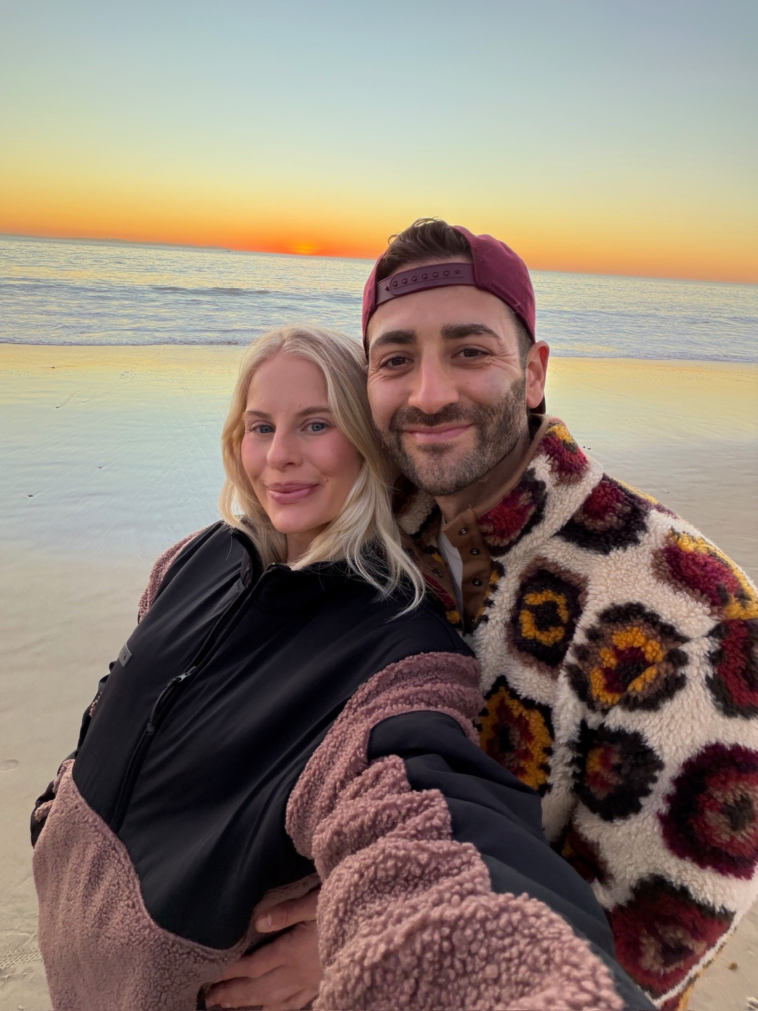 Small in fleece, shoes are tts! #kathleenpost

Beach walks, bump outfit, athleisure, maternity outfit, bump friendly



#LTKdayinmylife #LTKBump #LTKSeasonal