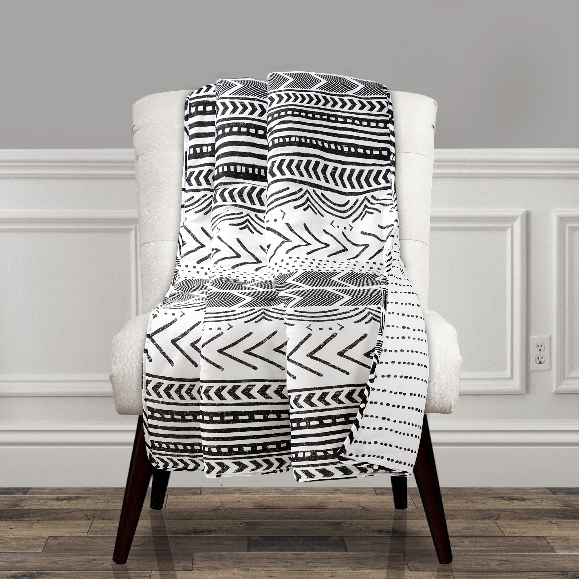 Lush Decor Hygge Geo Cotton Reversible Throw, 60x50, Black/White, Single - Walmart.com | Walmart (US)