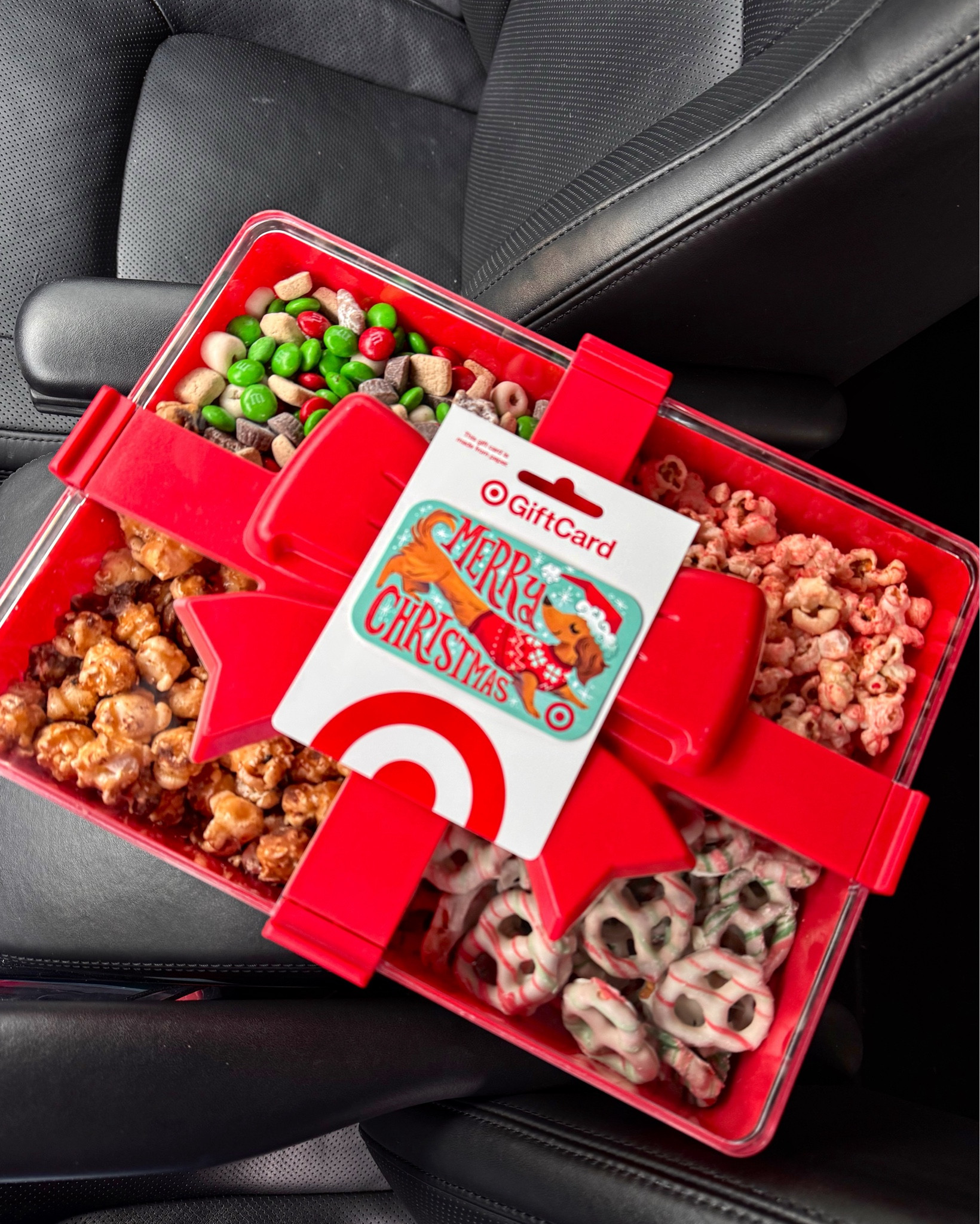 looking for a last minute teacher gift this holiday season? I grabbed all of this for curbside pick up 🙌🏻 add a gift card & it’s the perfect gift!

teacher gifts, target find, christmas gift, gifts for anyone

#LTKmomlife #LTKGiftGuide #LTKHoliday