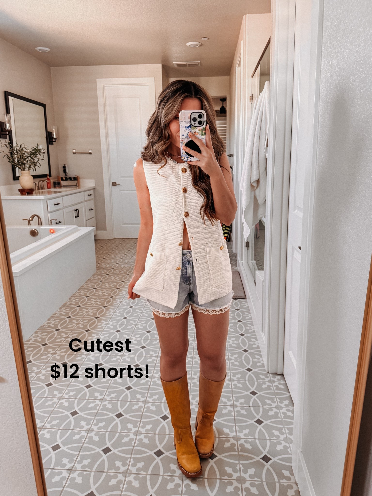 Walmart outfit! Wearing xs in this sweater vest & 0 on the shorts!



#LTKSeasonal #LTKFindsUnder50 #LTKSaleAlert