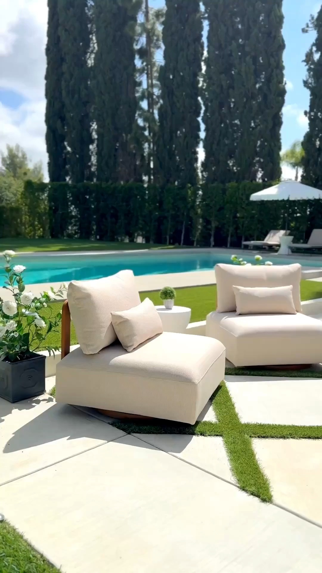 There’s still plenty of time to enjoy your backyard space! Time for a fall patio refresh? 🍁

#LTKHome #LTKSeasonal #LTKSaleAlert