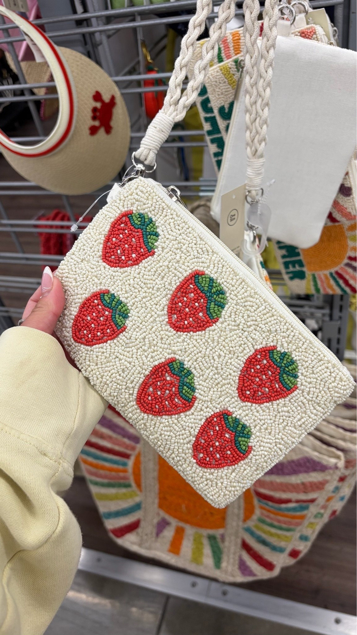 If this doesn’t scream summer I’m not sure what does!😍🍓

#LTKselfcare #LTKmomlife #LTKmorningroutine